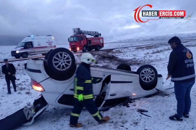 Özalp'ta trafik kazası; 2 yaralı