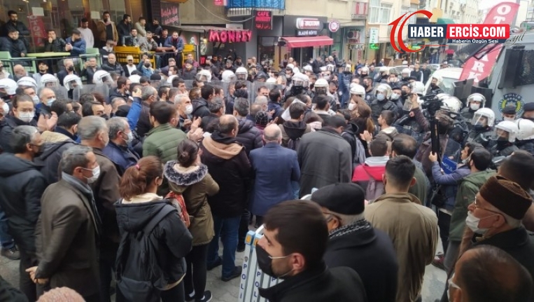 HDP Bahçelievler ilçe binasına saldırı protesto ediliyor: Korkmuyoruz