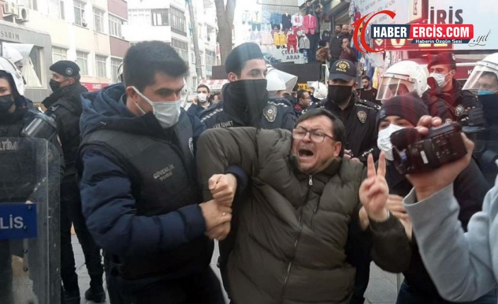 HDP'ye yönelik saldırıyı protesto edenler gözaltına alındı