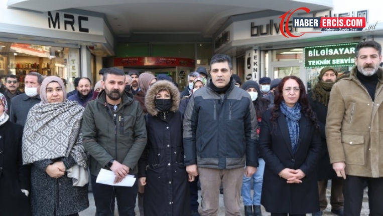 Van'da Protesto: 'Cezaevlerindeki ölümler Türkiye’nin utanç karnesi'