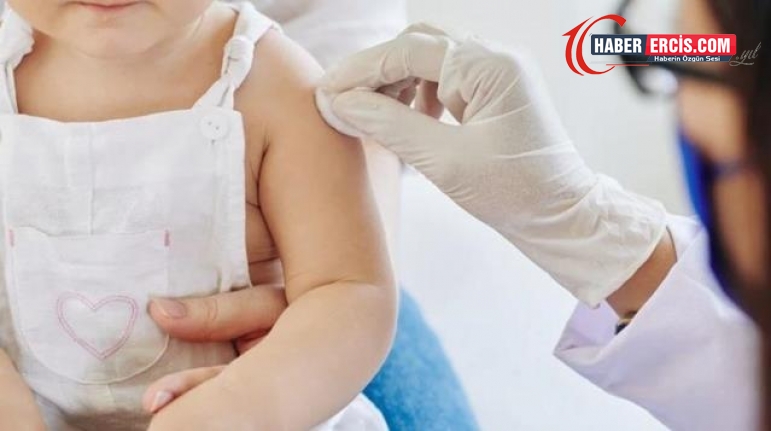 30 günlük bebeğe Covid-19 aşısı yapan sağlık ekibi hakkında soruşturma izni verilmedi