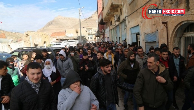 Derik'te elektrik zammı protestosu