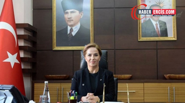 Eşi AKP'yi eleştirdi, Uşak Valisi Funda Kocabıyık merkeze çekildi