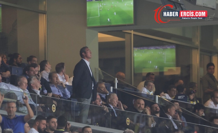 Putin lehine tezahürat yapan Fenerbahçe tribünlerine tepki yağdı